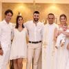 Andressa Suita e Gusttavo Lima receberam familiares no batizado do filho caçula