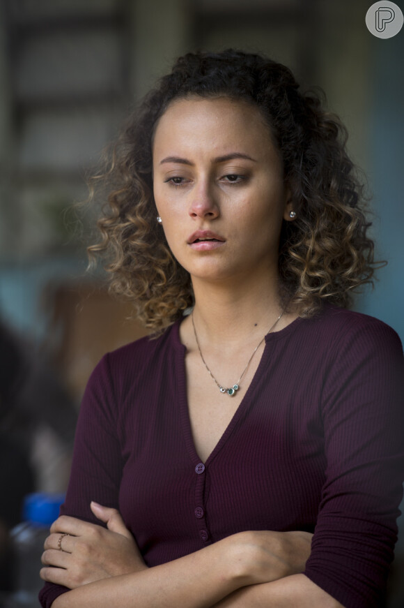 Maria Alice (Aliee Milagres) fica irrita quando Alex (Daniel Rangel) decide dar uma festa em casa no capítulo de sexta-feira, 4 de janeiro de 2019 da novela 'Malhação: Vidas Brasileiras'