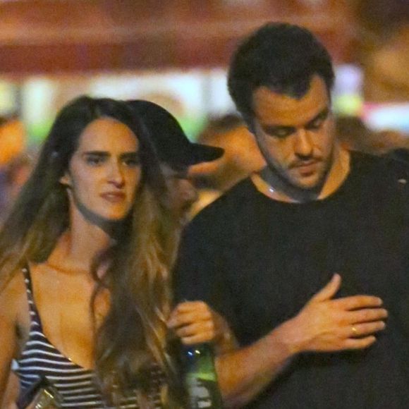 Namoro? Joaquim Lopes é fotografado em clima de romance com a cantora mineira Marcella Fogaça, após jantar no Baixo Gávea, Rio de Janeiro, nesta quarta-feira, 19 de dezembro de 2019