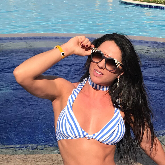 Graciele Lacerda mostrou evolução do corpo ao compartilhar fotos antigas em sua conta de Instagram: 'Hoje está na melhor fase'
