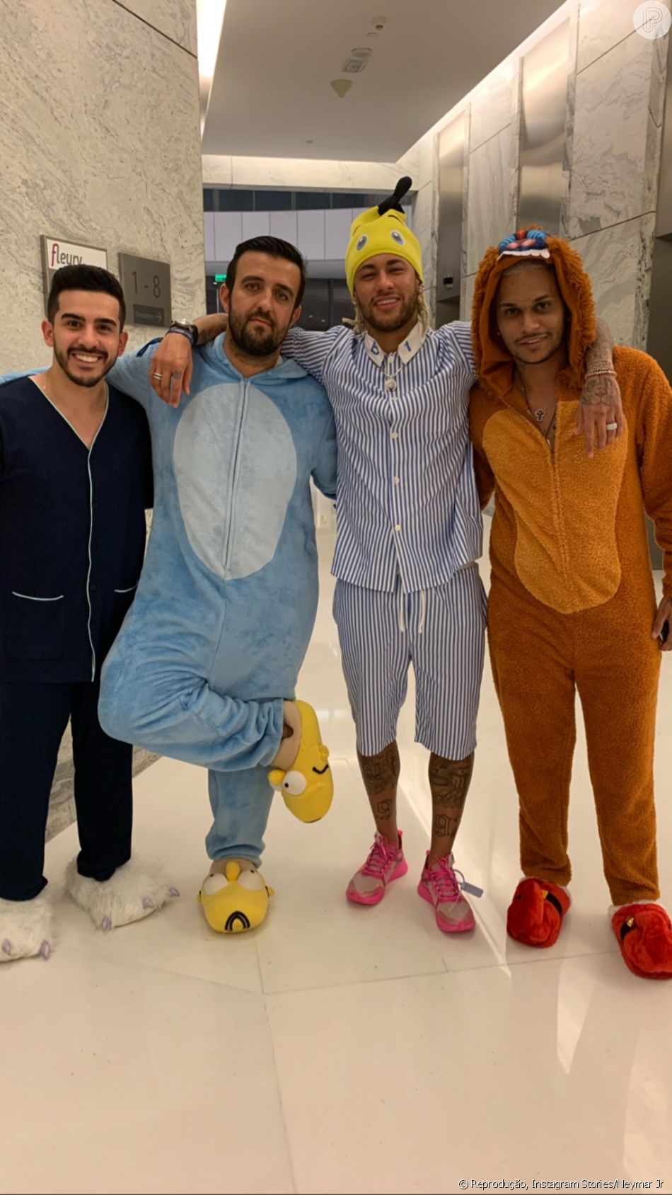 Neymar dança funk fantasiado de Banana de Pijama em aniversário de