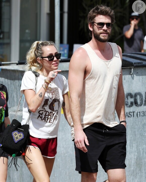 Miley Cyrus e Liam Hemsworth estão juntos há nove anos