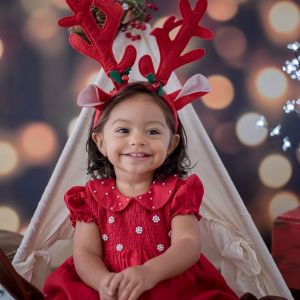 Juliana Alves mostrou ensaio de Natal da filha, Yolanda, no Instagram