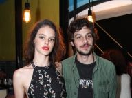 Noivos, Chay Suede e Laura Neiva remarcam data do casamento. Saiba detalhes!