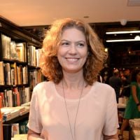 Patrícia Pillar prestigia lançamento de livro após fim da novela 'O Rebu'