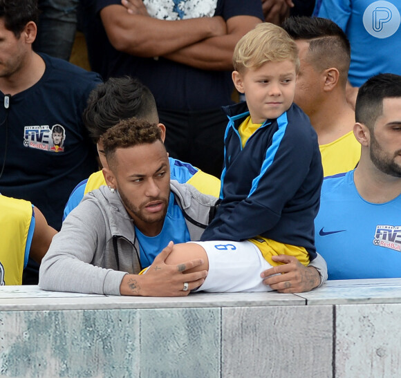 Neymar é participativo na criação do filho, Davi Lucca, de 7 anos