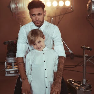 Filho de Neymar, Davi Lucca virou youtuber: 'Acho que posso chegar até a placa de 1 milhão de inscritos'