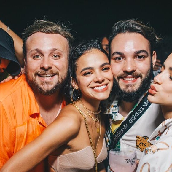 Bruna Marquezine vem curtindo diversas festas em Fernando de Noronha desde o final de 2018