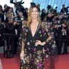 Camila Coutinho: transparência no 70º Cannes, em maio de 2017