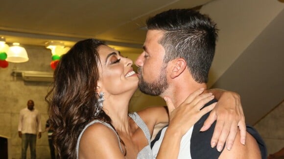 Juliana Paes e marido se beijam em esquenta para o carnaval 2019. Fotos e vídeo!