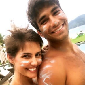 Marido de Deborah Secco, Hugo Moura entrou na brincadeira de mãe e filha: 'Eu quero rosa'