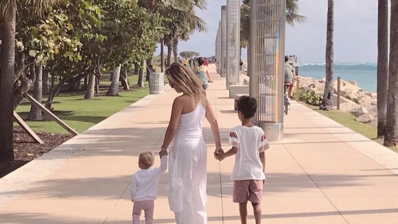 Eliana é fotografada com filhos, Manuela e Arthur, por noivo, Adriano:'Meu nego'