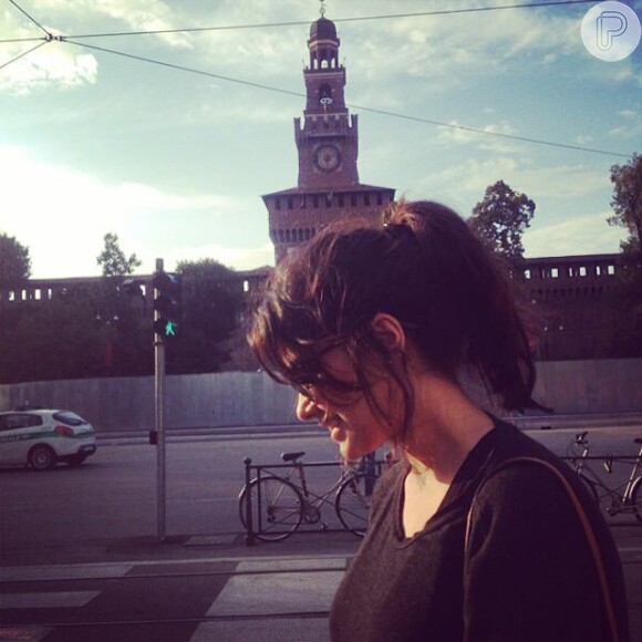 A atriz Vanessa Giácomo compartilhou algumas fotos da viagem que faz à Europa em seu Instagram