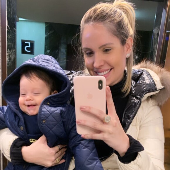 Thyane Dantas publicou foto fofa com o filho, Dom, em viagem neste sábado, 2 de fevereiro de 2019