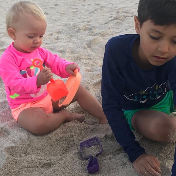 Eliana também é mãe do pequeno Arthur, de sete anos