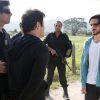 Com a ajuda dos agentes federais, Herval (Ricardo Tozzi) captura Jonas (Murilo Benício), em 'Geração Brasil'