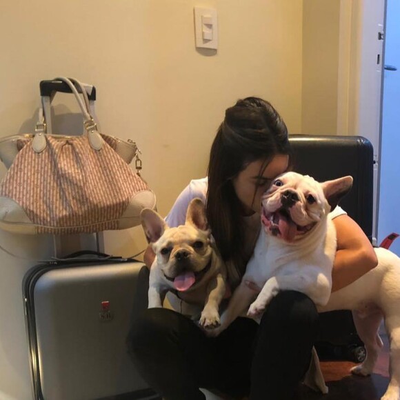 Sthefany Brito não esconde seu amor por animais nas redes sociais