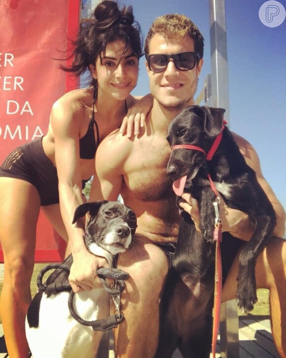 Emiliano d'Avila sempre posta foto com os pets no Instagram