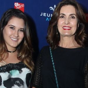 Beatriz Bonemer ganhou elogio ao postar foto de biquíni: 'Sereia'