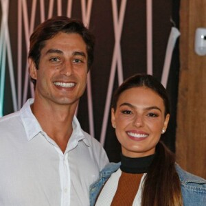 Isis Valverde comemorou aniversário com marido, André Resende