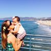 Durante passeio com a filha Bruna pelas praias de Santa Monica, na Califórnia, Nívea Stelmann escreveu: 'Amor louco'