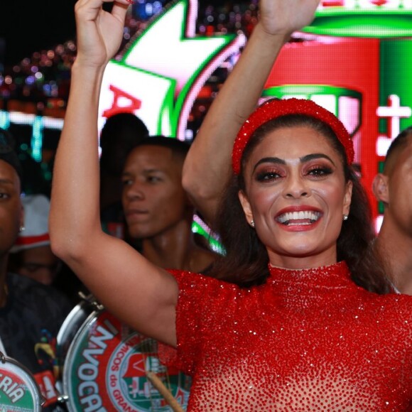 'Alô, Grande Rio, quem tá com frio na barriga já?', questionou Juliana Paes sobre o Carnaval