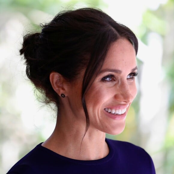 Meghan Markle tenta manter discrição sobre seus assuntos familiares, mas a duquesa já divulgou uma carta para o pai na qual falou sobre a relação conturbada: 'Pai, estou com o coração partido. Amo você. Só tenho um pai. Por favor, pare de fazer ataques a mim e se vitimizar diante da mídia, dessa forma conseguiremos consertar nossa relação'
