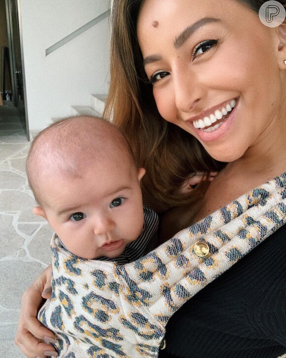 Sabrina Sato posta selfie antes de 'rolê' com a filha, Zoe, nesta quarta-feira, dia 27 de fevereiro de 2019