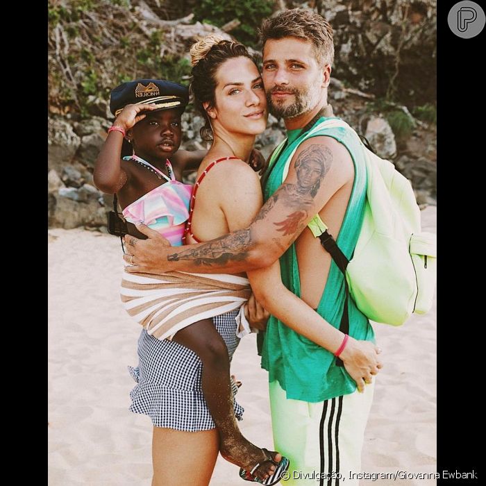 Bruno Gagliasso E Giovanna Ewbank Adoram Curtir Dias De Férias Em Fernando De Noronha Com A 