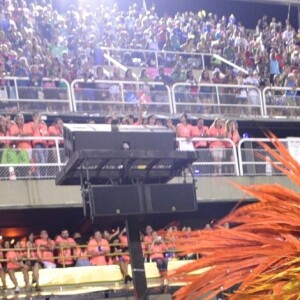 Musa da Paraíso do Tuiuti, Lívia Andrade mostrou todo seu samba no pé