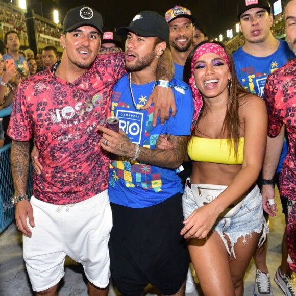 Neymar e Gabriel Medina curtiram after party na mansão de Anitta no Rio de Janeiro