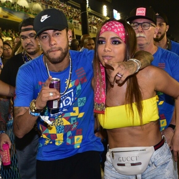 Anitta e Neymar juntos no Carnaval vira notícia e repercute na imprensa internacional