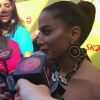 Anitta falou sobre o beijo em Neymar nos bastidores do Bloco das Poderosas neste sábado, 9 de março de 2019