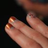 Unhas decoradas: o glitter também pode aparecer em apenas uma unha para dar um toque divertido à nail art