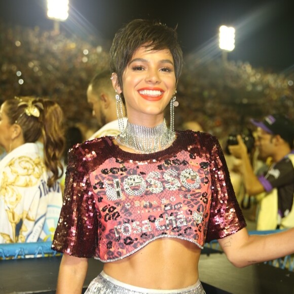 Bruna Marquezine recorda momentos e looks do Carnaval 2019: 'Amor e alegria'