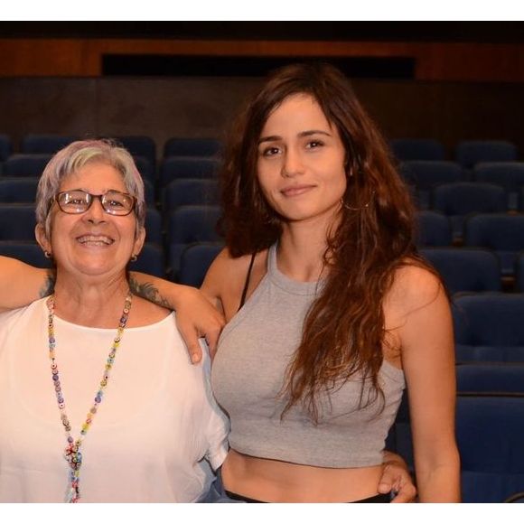 Nanda Costa exibiu novo visual durante show da namorada, Lan Lanh, no Centro Cultural Banco do Brasil nesta quarta-feira, 20 de março de 2019