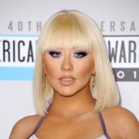 Christina Aguilera vende seu 'palácio cor de rosa' por R$ 27 milhões
