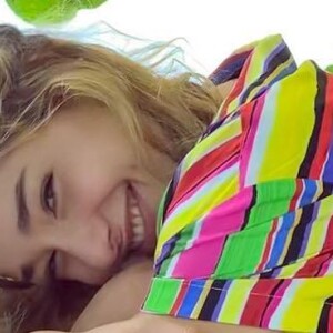 Sasha aproveitou a Jamaica ao lado do namorado Bruno Montaleone. Estudante de moda, a jovem esbanjou estilo durante a viagem.