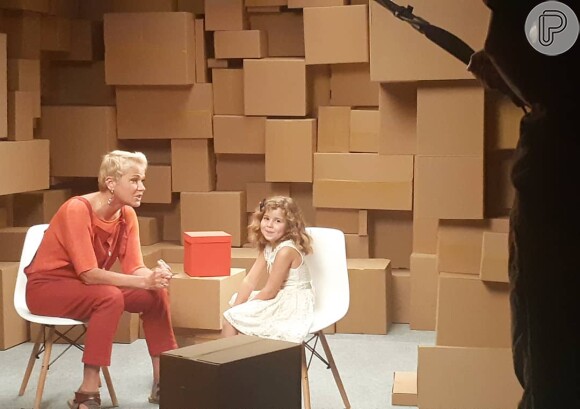 Filha de Debby Lagranha, Maria Eduarda, de 5 anos, já gravou programa ao lado de Xuxa
