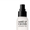 A Make Up Forever tem o Mist & Fix, que garante acabamento aveludado e longa duranção
