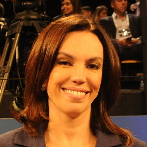 Ana Paula Araujo é apresentadora dos debates eleitorais da Globo
