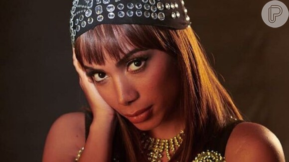 Anitta contou ter estourado verba por conta dos 10 clipes do álbum 'Kisses'