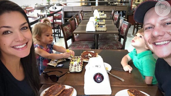 Thais Fersoza compartilha momento fofo em família ao tomar café da manhã, nesta quarta-feira, dia 10 de abril de 2019