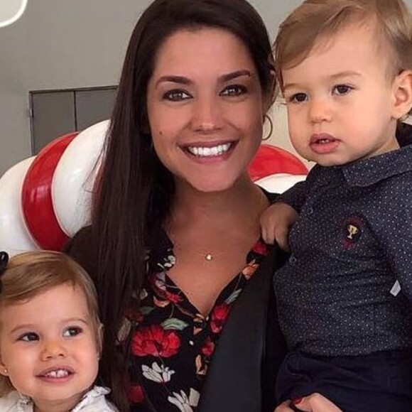 Filhos de Thais Fersoza roubaram a cena no aniversário surpresa da mãe, nesta quinta-feira, 11 de abril de 2019