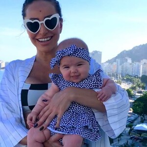 Sabrina Sato revela disputa por estilo da filha, Zoe, em vídeo no Youtube compartilhado nesta segunda-feira, dia 15 de abril de 2019