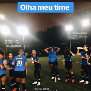 Fernanda Lima participou de um jofo de futebol feminino com famosas
