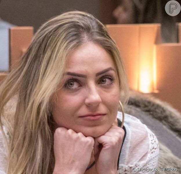 Campeã do 'BBB19', Paula foi indiciada por intolerância religiosa pela Delegacia de Crimes Raciais e Delitos de Intolerância