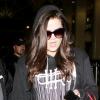 Khloé Kardashian chega ao aeroporto de Los Angeles, em 19 de novembro de 2012