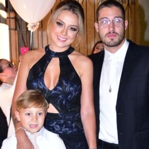 Filho de Neymar, Davi Lucca será pajem em casamento da mãe, Carol Dantas, com empresário Vinicius Martinez 