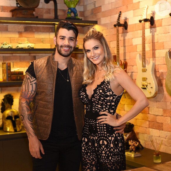 Andressa Suita reage ao ver foto de Gusttavo Lima sem camisa: 'Tá demais, bebê'